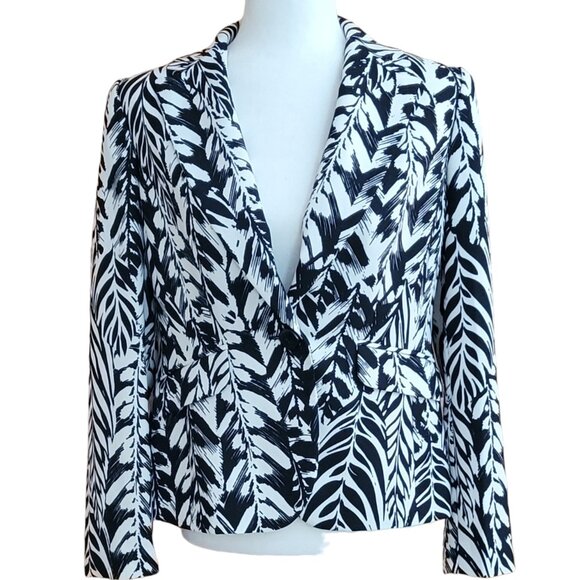 Roz & Ali Black and White Abstract Leaf Print Lined Blazer Jacket - Picture 2 of 10